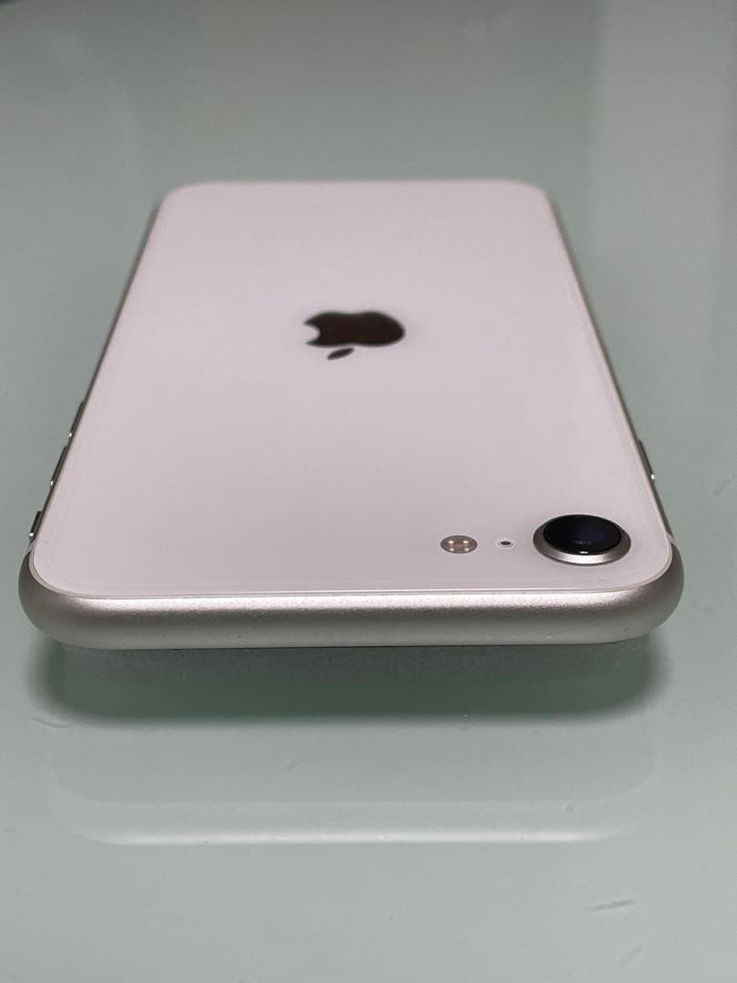 iPhone SE 第3世代 64GB スターライト バッテリー100%