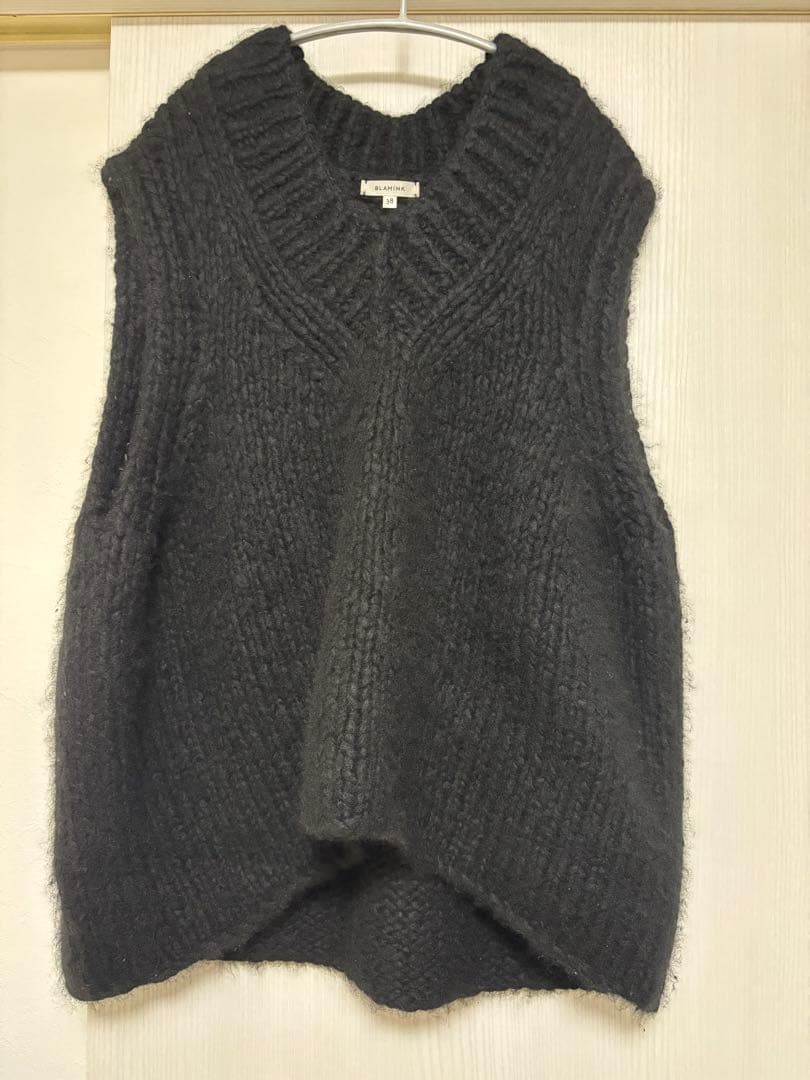 BLAMINKブラミンク38サイズ黒 ブラック カシミア100% Vネックニット