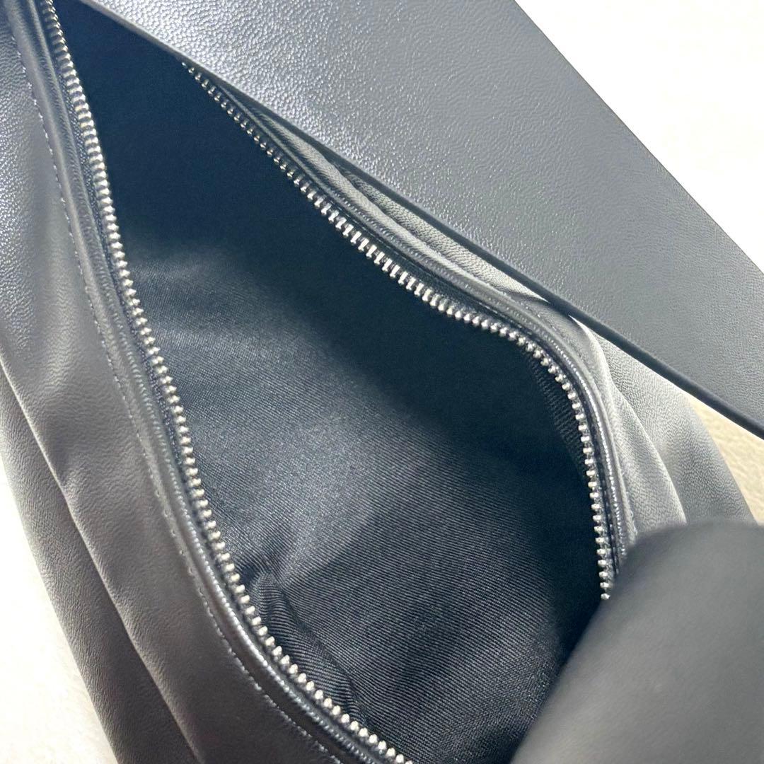 ◆COS◆コス レザー クロスボディ プリーツベルトバッグ