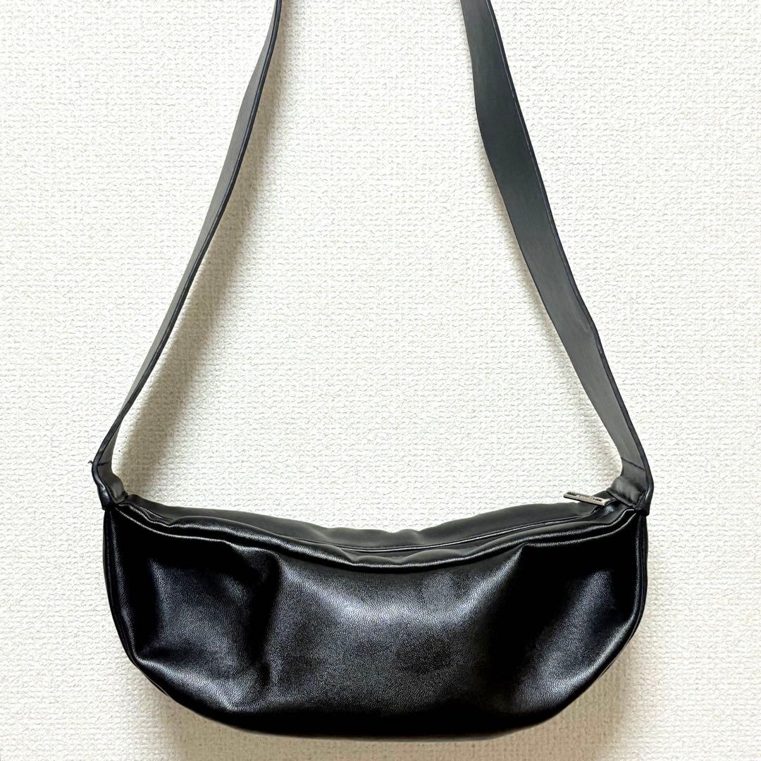 ◆COS◆コス レザー クロスボディ プリーツベルトバッグ