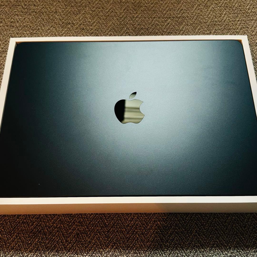 Apple MacBook Air M2チップ搭載モデル