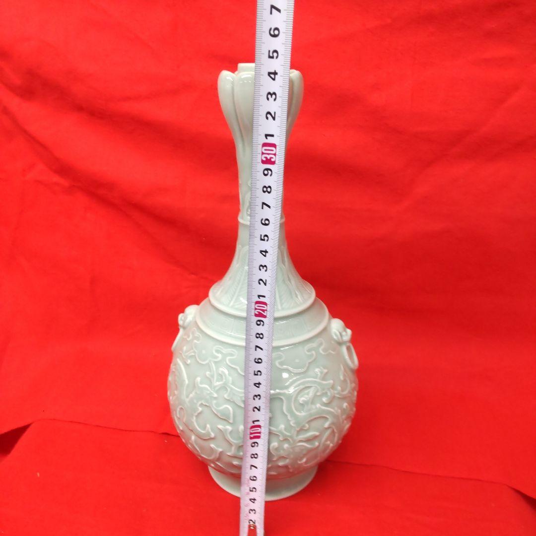 北京故宮博物院☆秘蔵　青釉龍鳳紋蓮弁瓶　景徳鎮御窯　共箱　証明書付