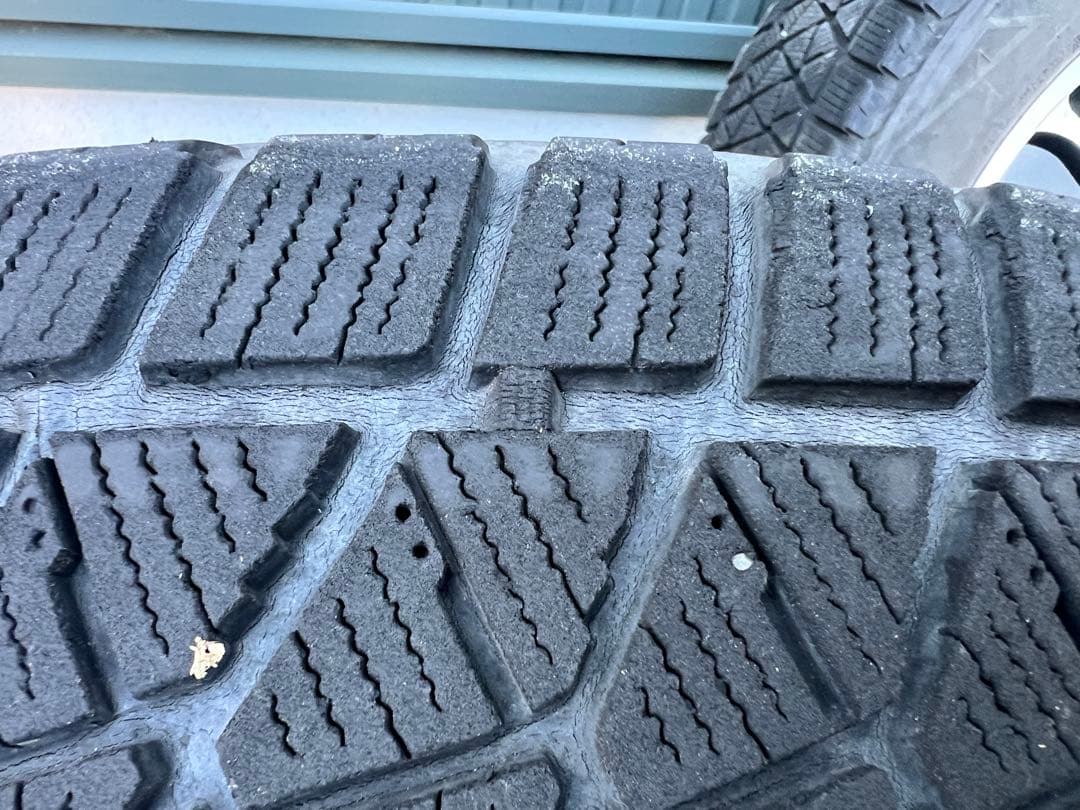 フォレスター　スタッドレス　pcd100 sj5