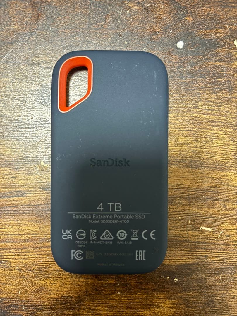 K*i様 SSD 4TB 外付け