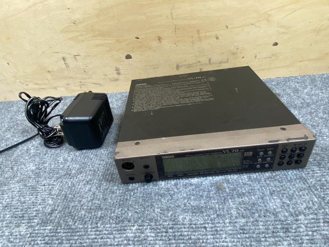 1026 YAMAHA VL70-m 音源モジュール