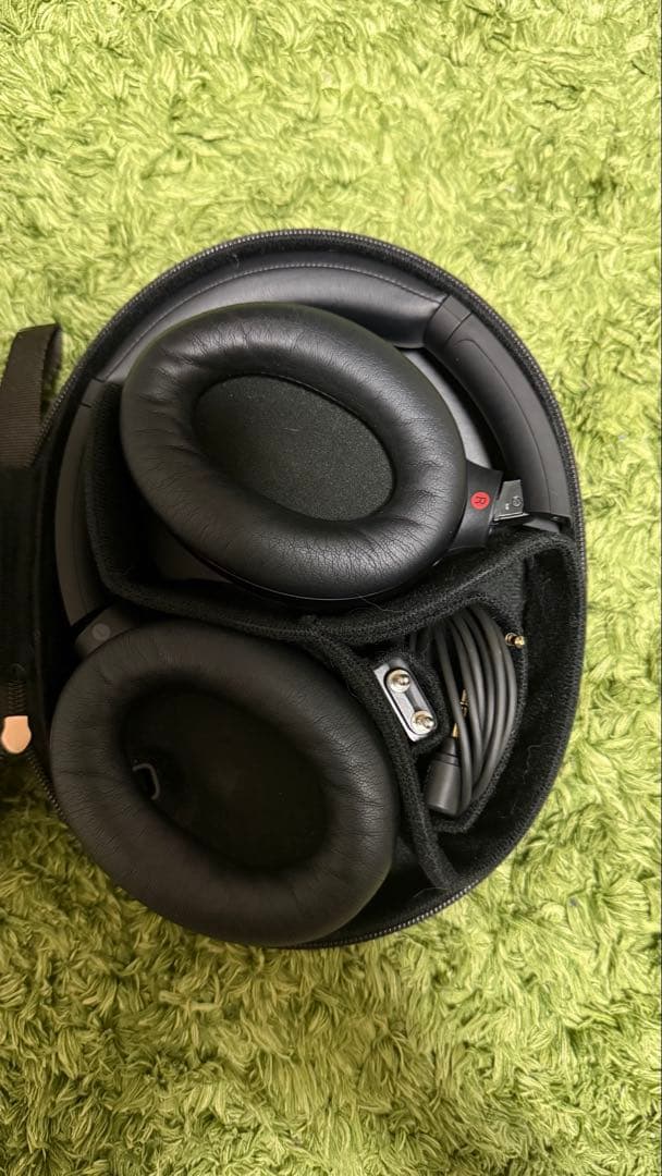 Sony WH-1000XM4 ワイヤレスヘッドホン ブラック ケース付き