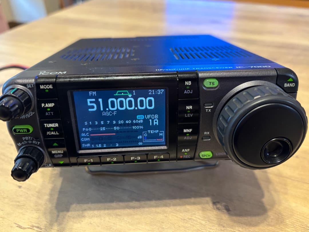 IC-7000 アイコム アマチュア無線機 100W機 デュプレクサーおまけ