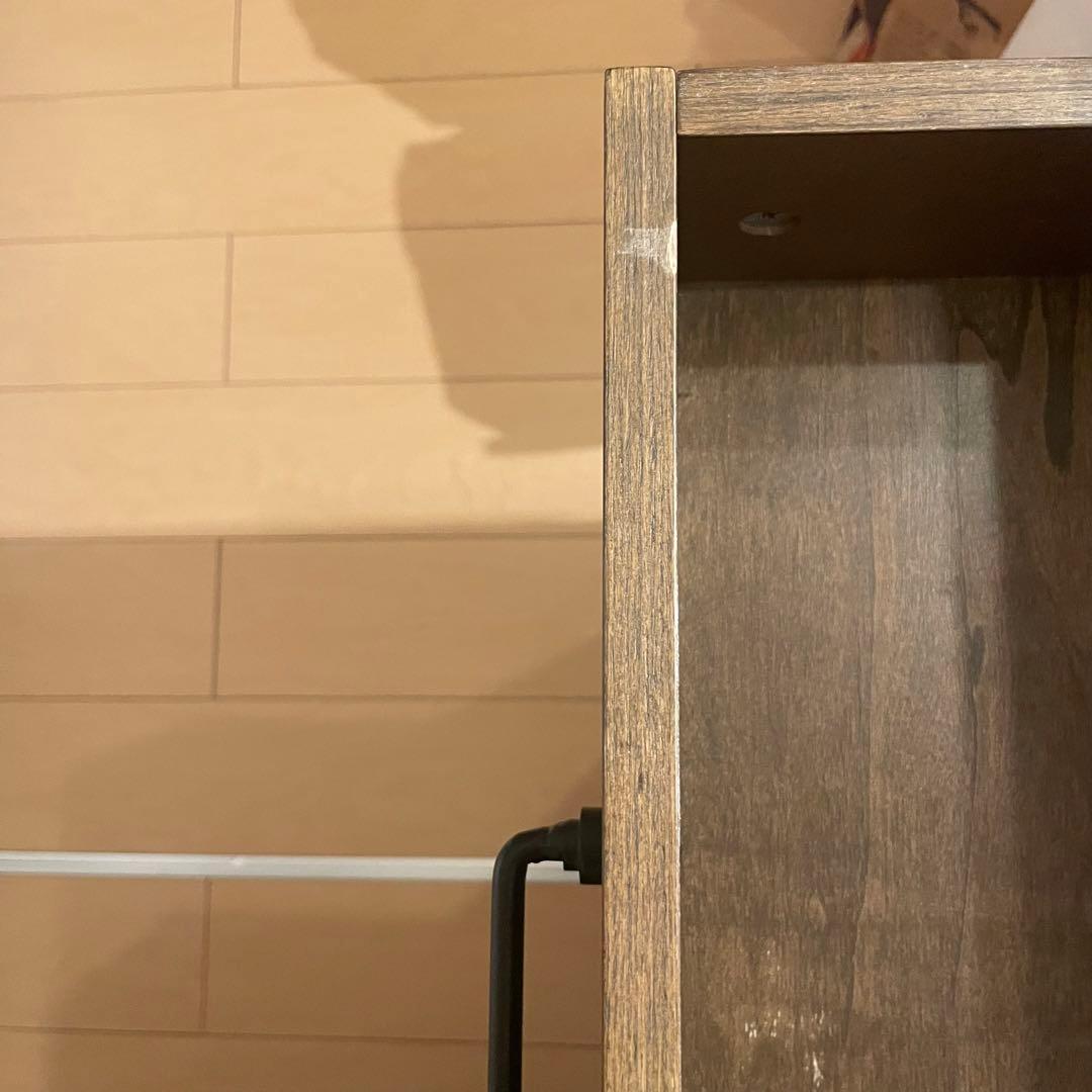 アイランドキッチン　カウンターテーブル 収納スペース付き