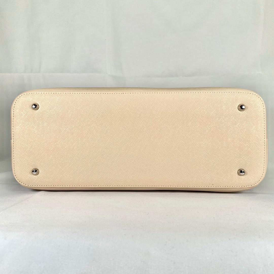 【極美品】バーバリー トートバッグ レザー 白 A4可 ノバチェック ビジネス