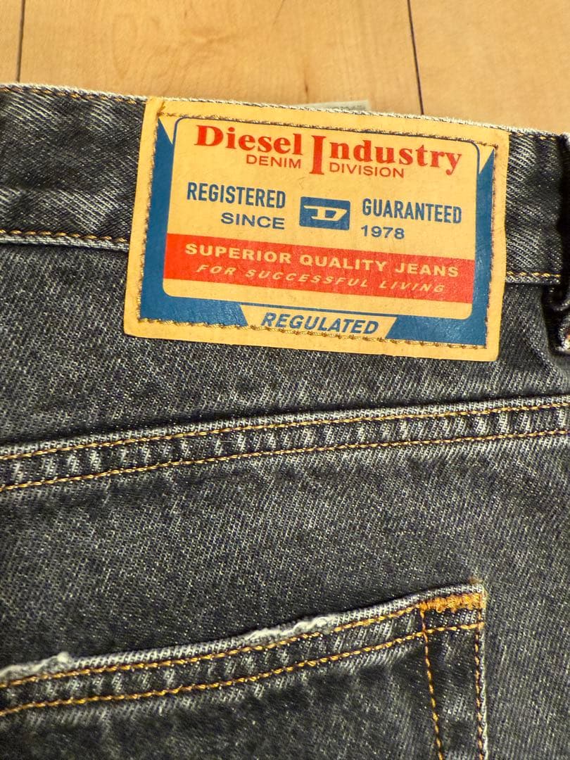 パンツ Diesel
