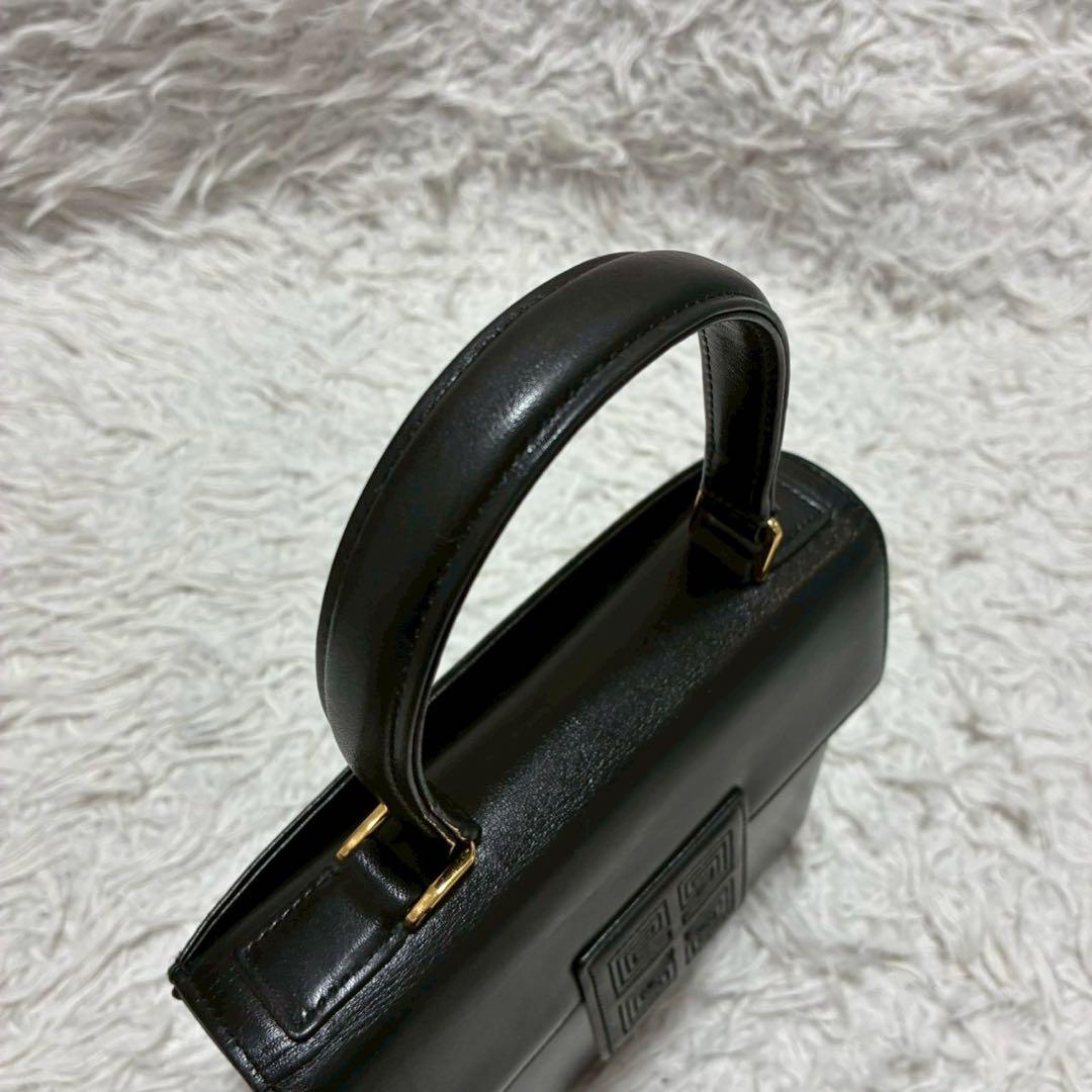 GIVENCHY ジバンシー　ハンドバッグ　4Gロゴ　ブラック　ボックス型