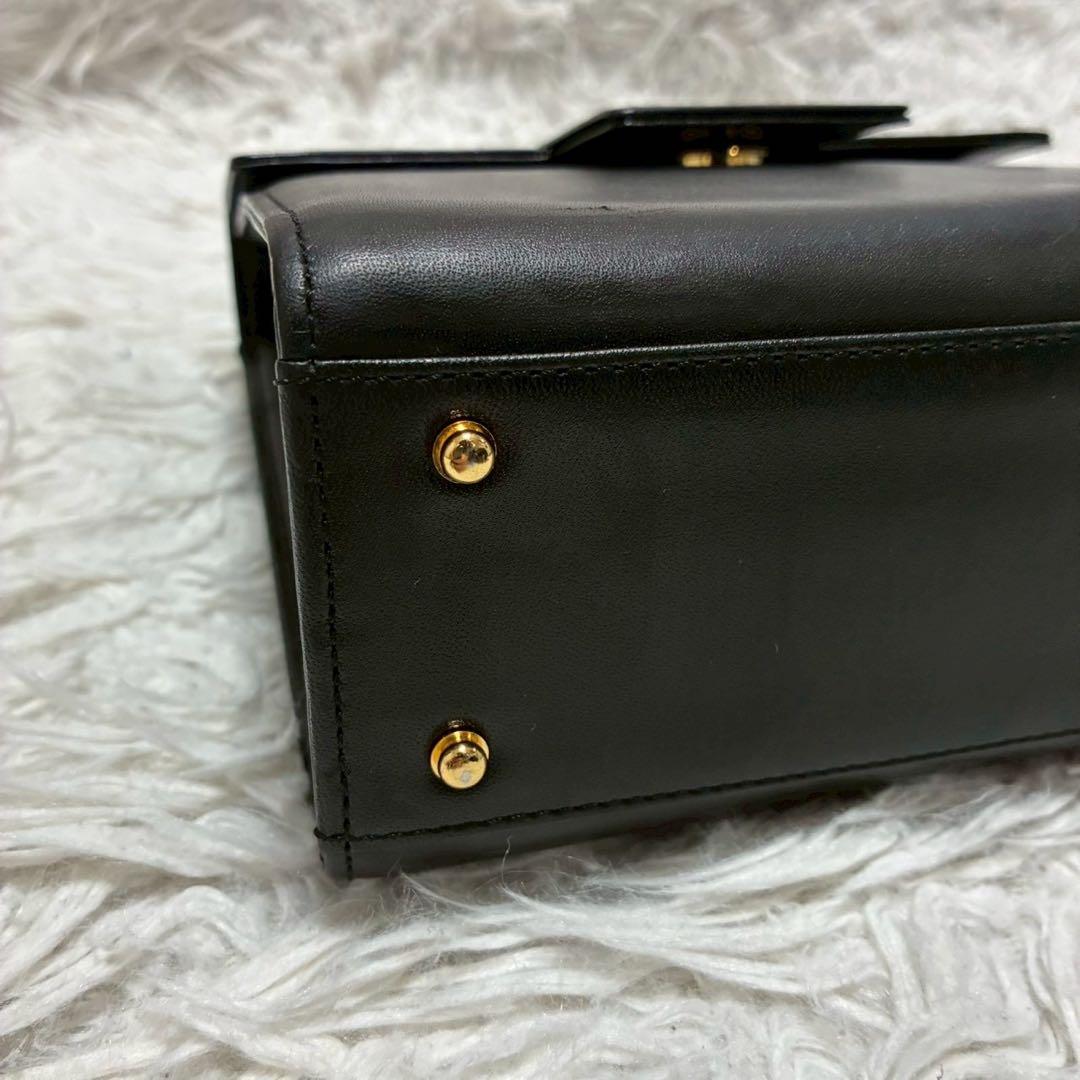 GIVENCHY ジバンシー　ハンドバッグ　4Gロゴ　ブラック　ボックス型