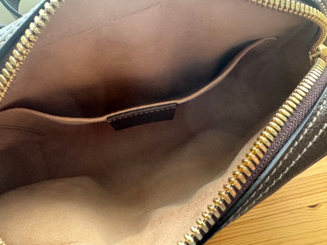 美品　GUCCI GGスプリーム　ウエストバッグ