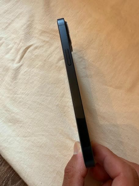 iPhone13 128GB ミッドナイト 箱ケーブル付 SIMフリー