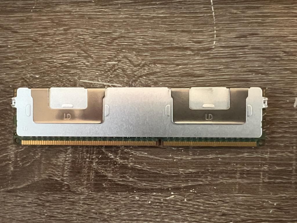 ゆな　Samsung製 32GB DDR3 中古メモリ 24枚