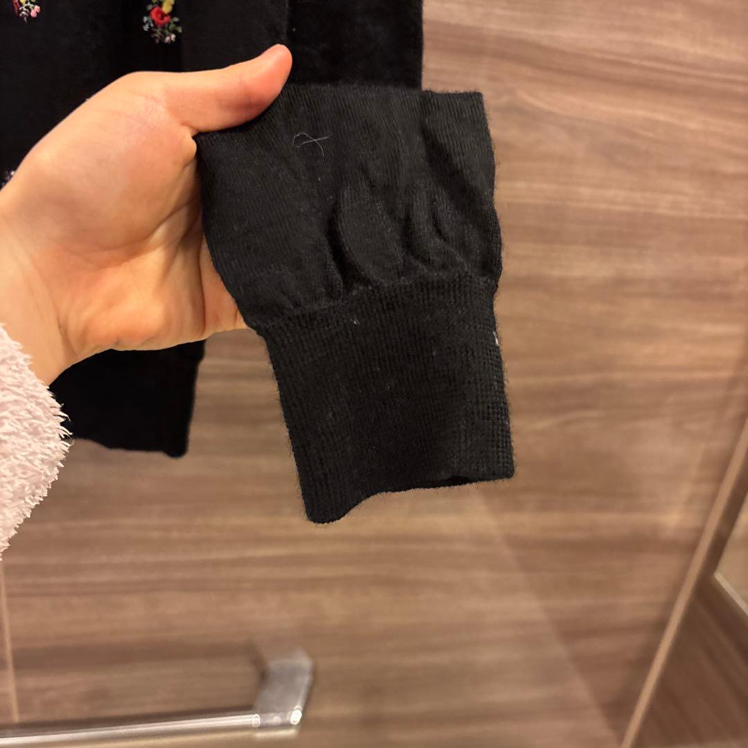 Comme des Garçons Girl ブラック花柄刺繍カーディガン