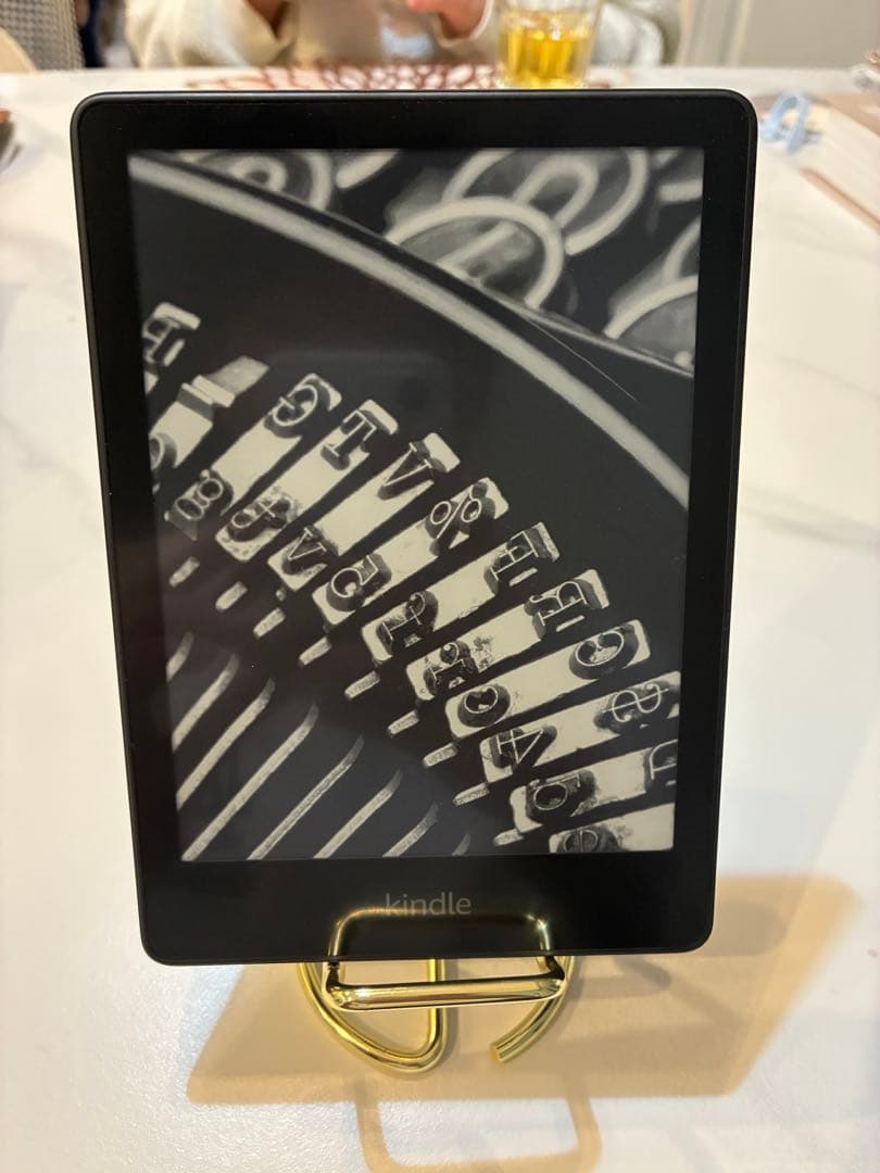 Kindle Paperwhite 第11世代16GB 広告なし　（カバー付き）