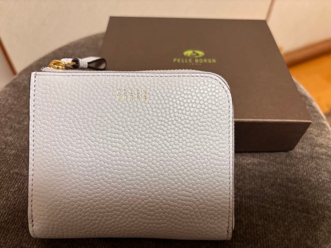 ペレボルサL字ファスナーミニ財布