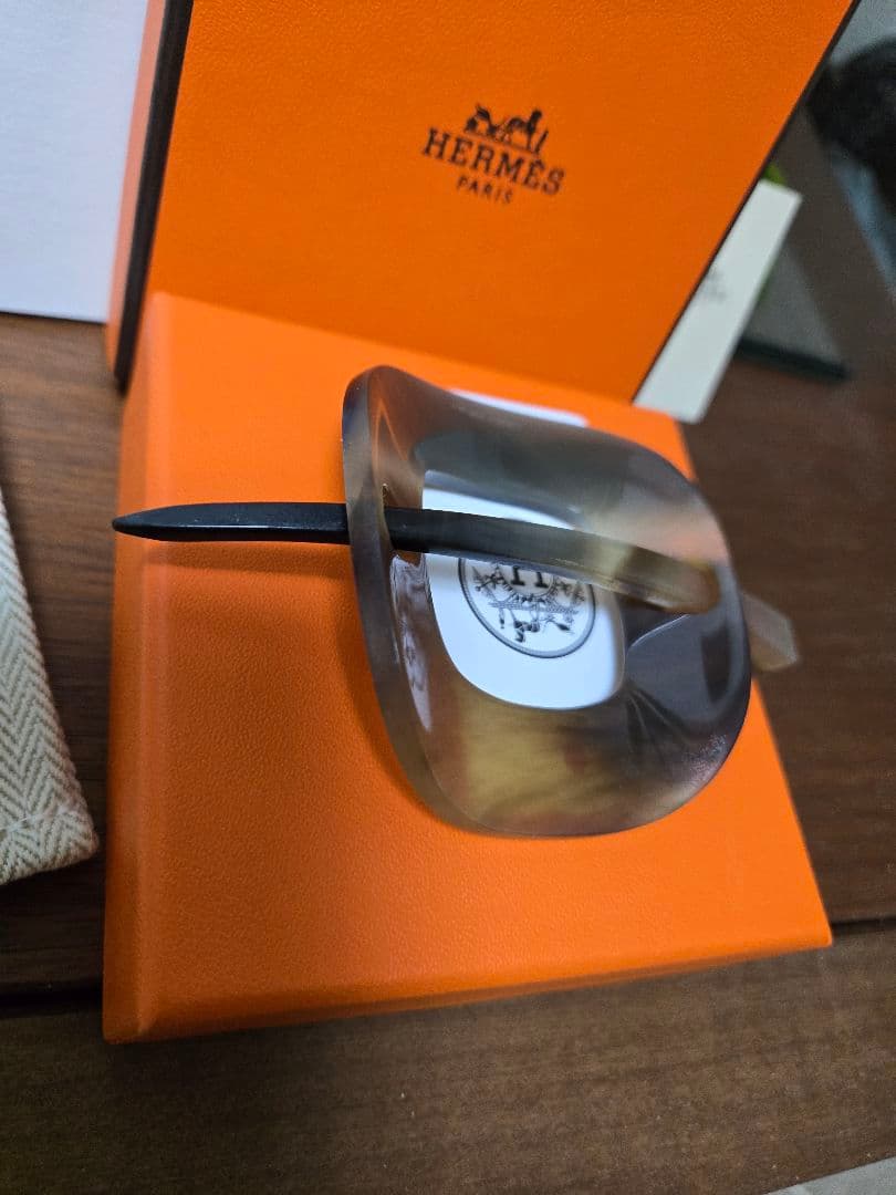 最安値⭐希少⭐唯一無二の芸術品、エルメスのバッファローホーン かんざし