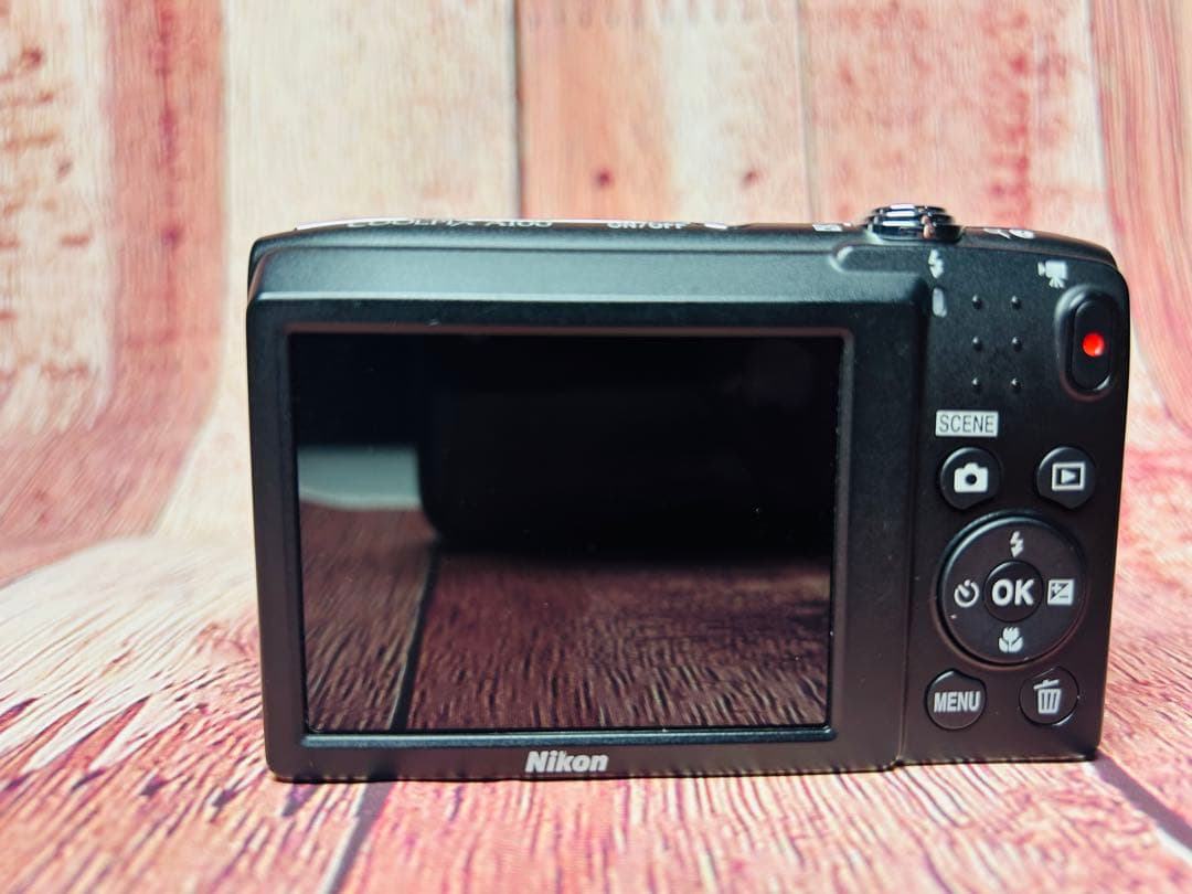 Nikon ニコン COOLPIX A100 シルバー デジタル