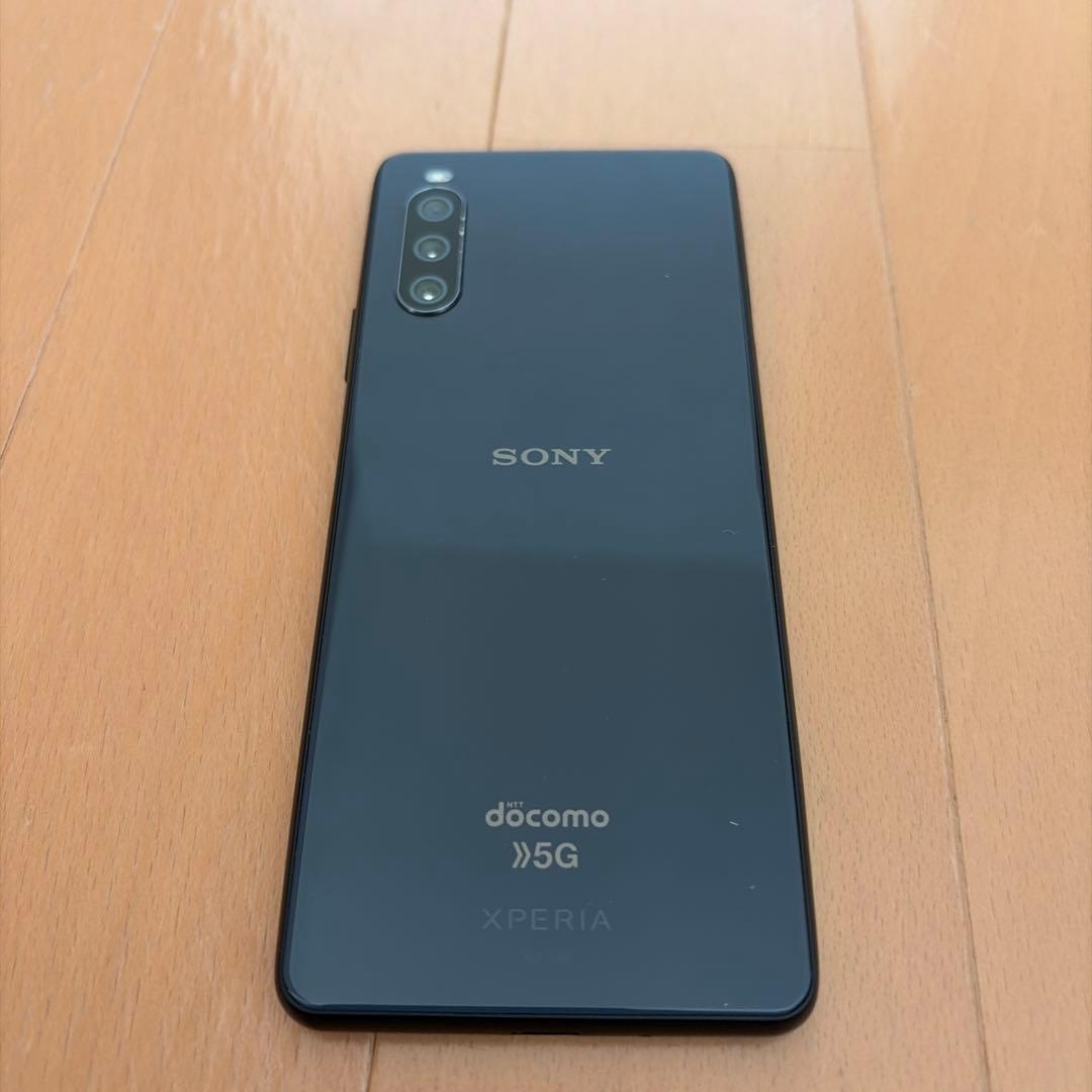 ドコモ　Xperia5G SO52B