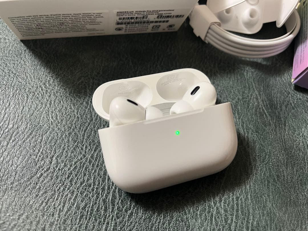 AirPods Pro 第2世代 ｜美品｜付属品完備・イヤーピース全未使用