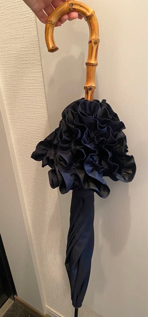 サンバリア100 Mサイズ　ネイビー　フリル