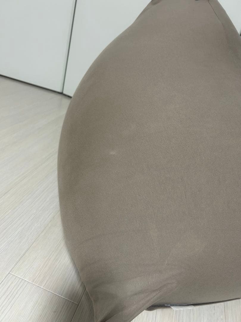 Yogibo Pyramid ライトグレー