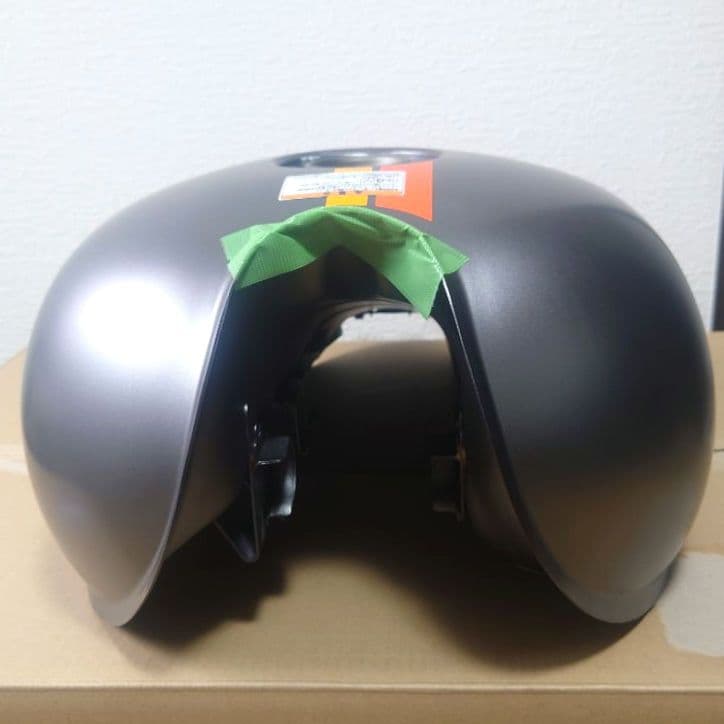 W800ストリートカワサキ純正　2021モデル　ガソリンタンク　フューエルタンク