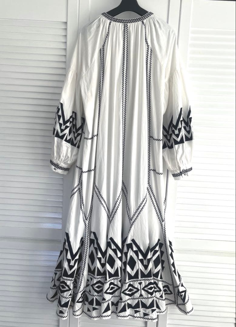 24A/W 完売 Whim Gazette エンブロイダリーワンピース