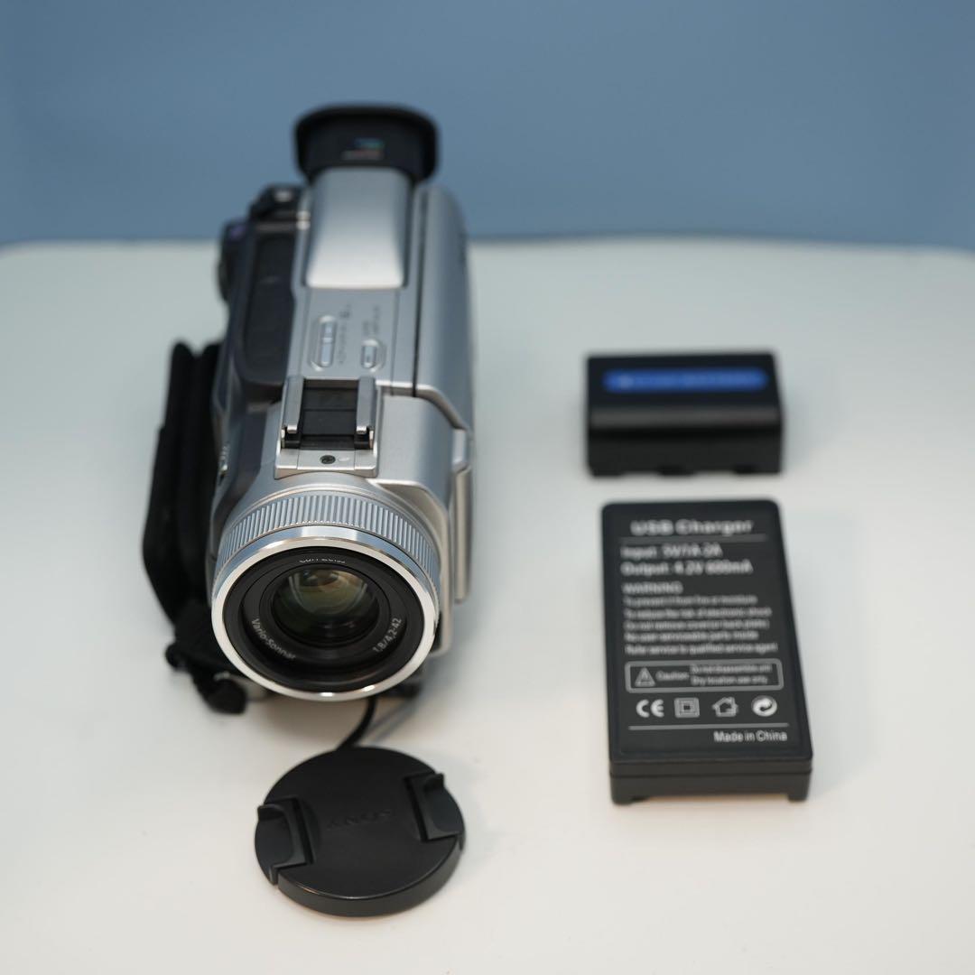 SONY handycam DCR-TRV20 ビデオカメラ a3446
