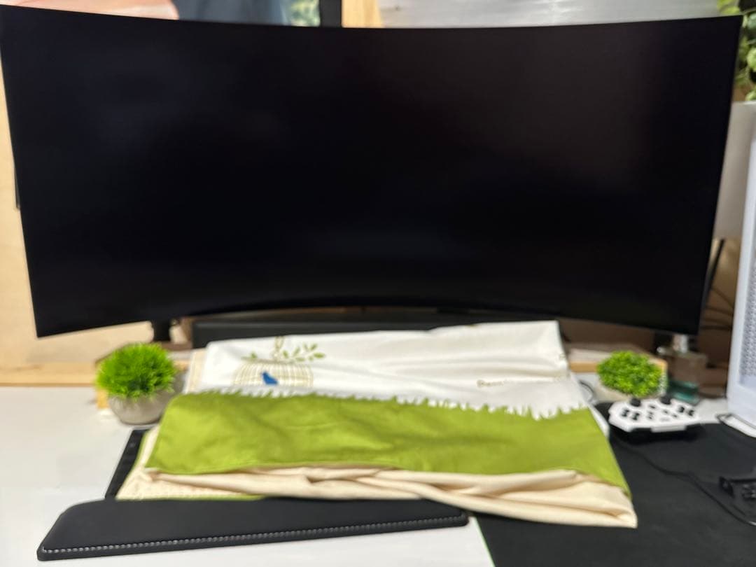 『Dolce0317 様』LG UltraGear OLED 44.5インチ