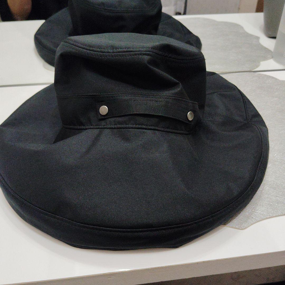 SUN BARRIER 100の紫外線100%カットのバケットハット