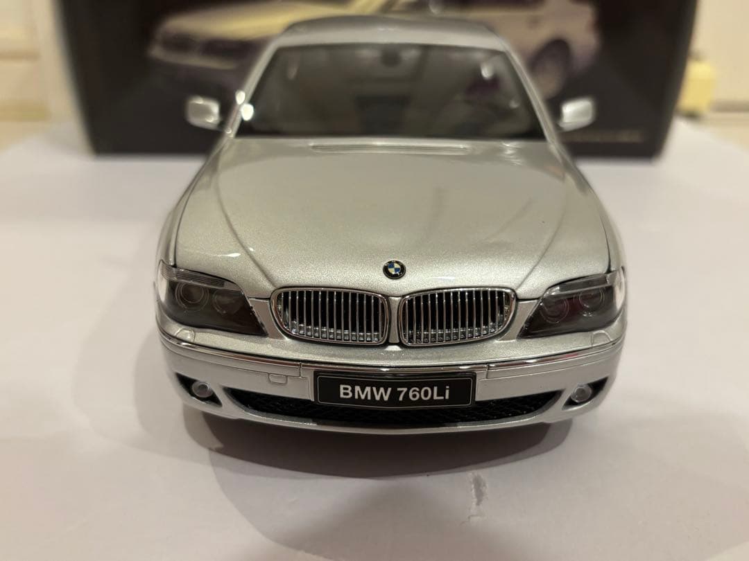 ギミックあり  760Li E66 ミニカー 京商 ディーラー別注1/18