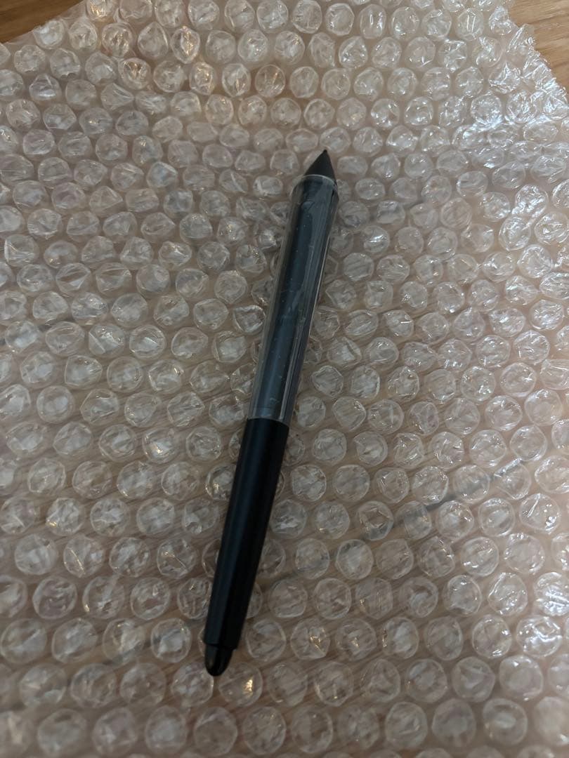 【ほぼ新品】新年セールWacom 大型ディスプレイフィルムペンタブレット