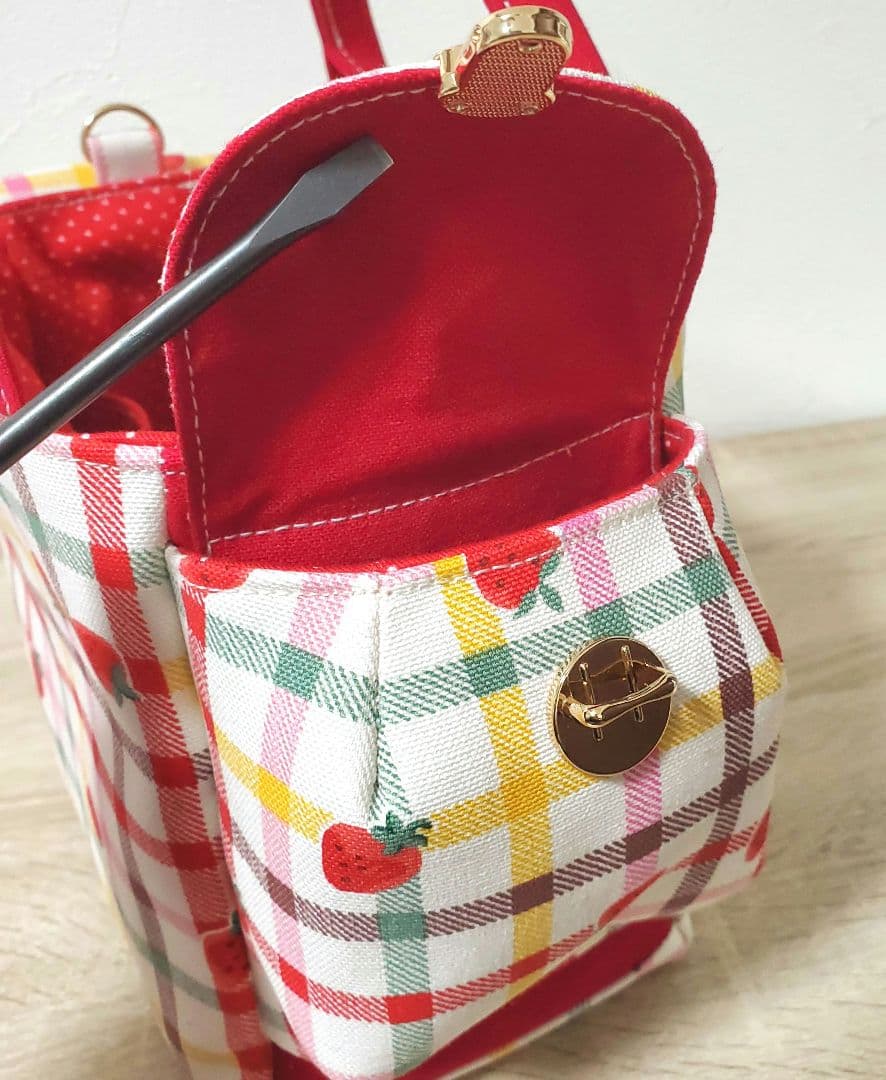 テ*ん様 ハンドメイド サイドポケット バッグ コヤンイサムチョン クム