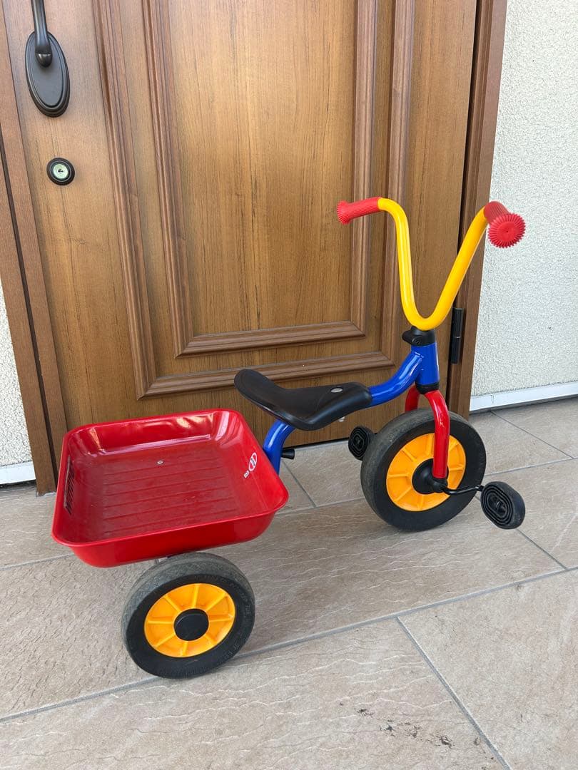 【最終値下げ】ボーネルンド ペリカンデザイン三輪車 Vハンドル （荷台つき）