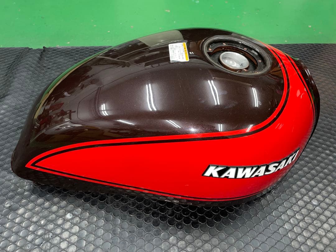 ゼファー750 ガソリンタンク