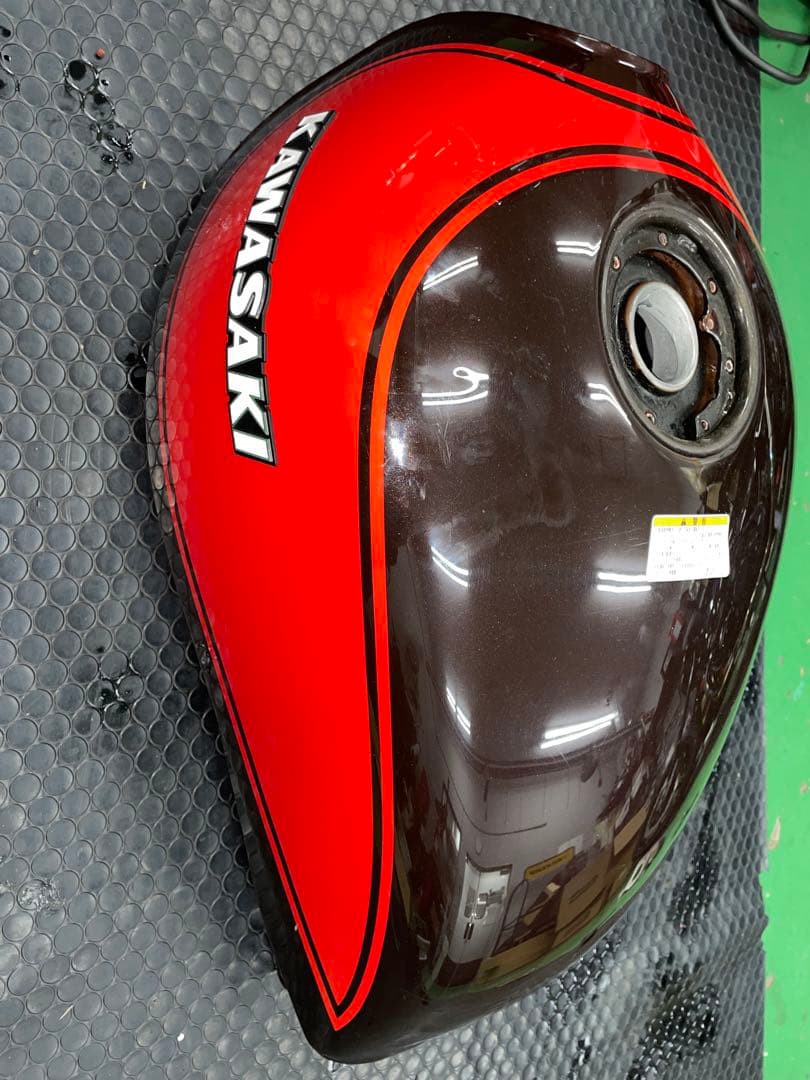 ゼファー750 ガソリンタンク