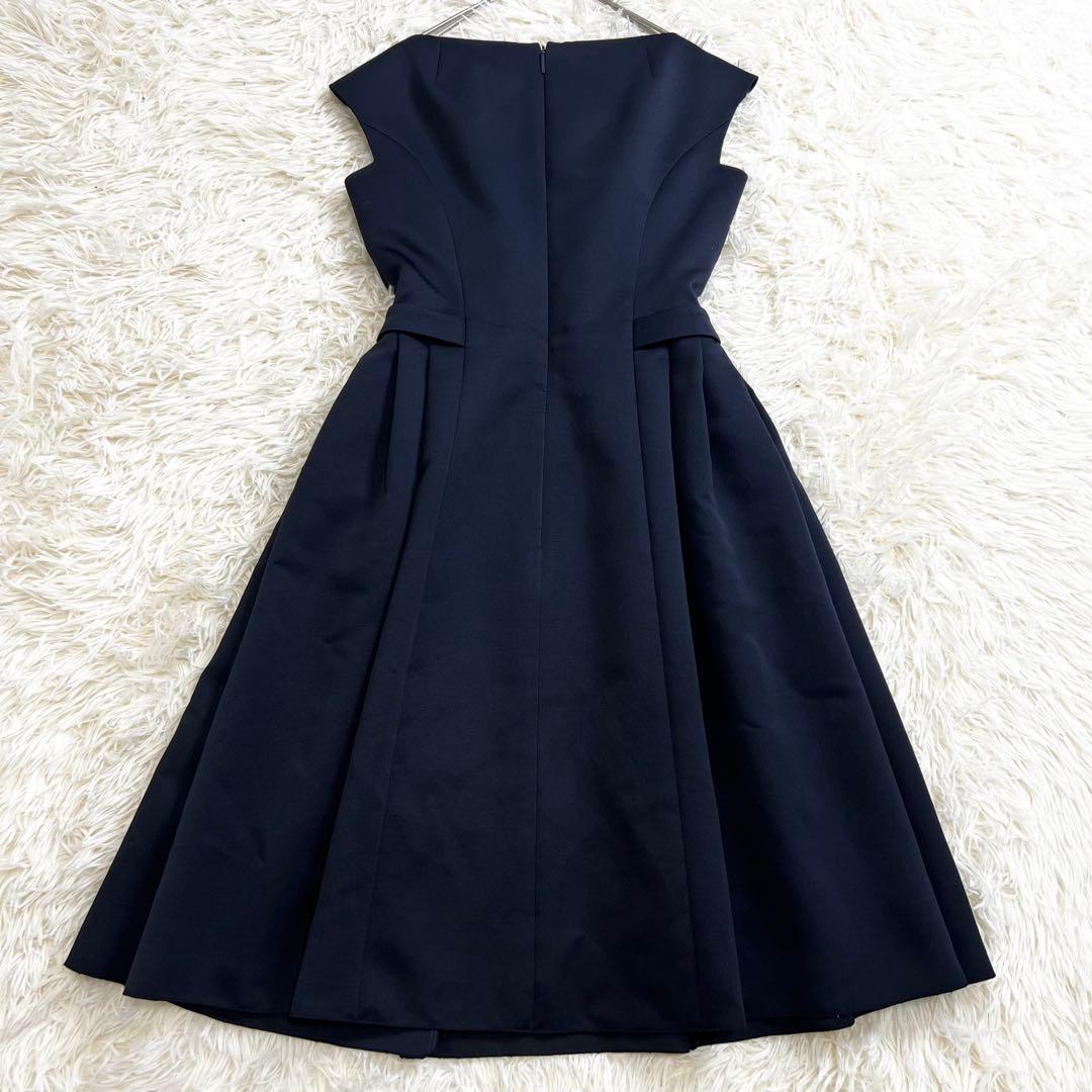 極美品✨ルネ ひざ丈ワンピース サイドタック フレア 花柄ボタン ノースリーブ