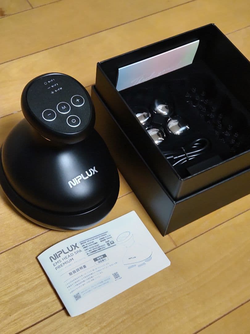 【美品】NIPLUX　EMS ヘッドスパ プレミアム