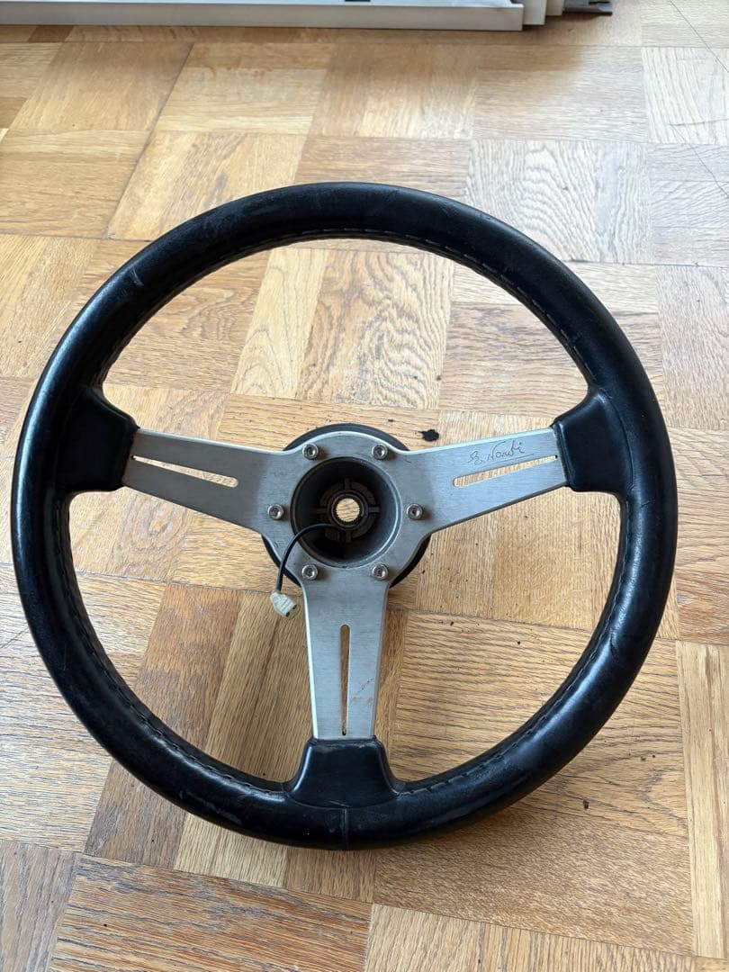 ナルディ　社外ハンドル