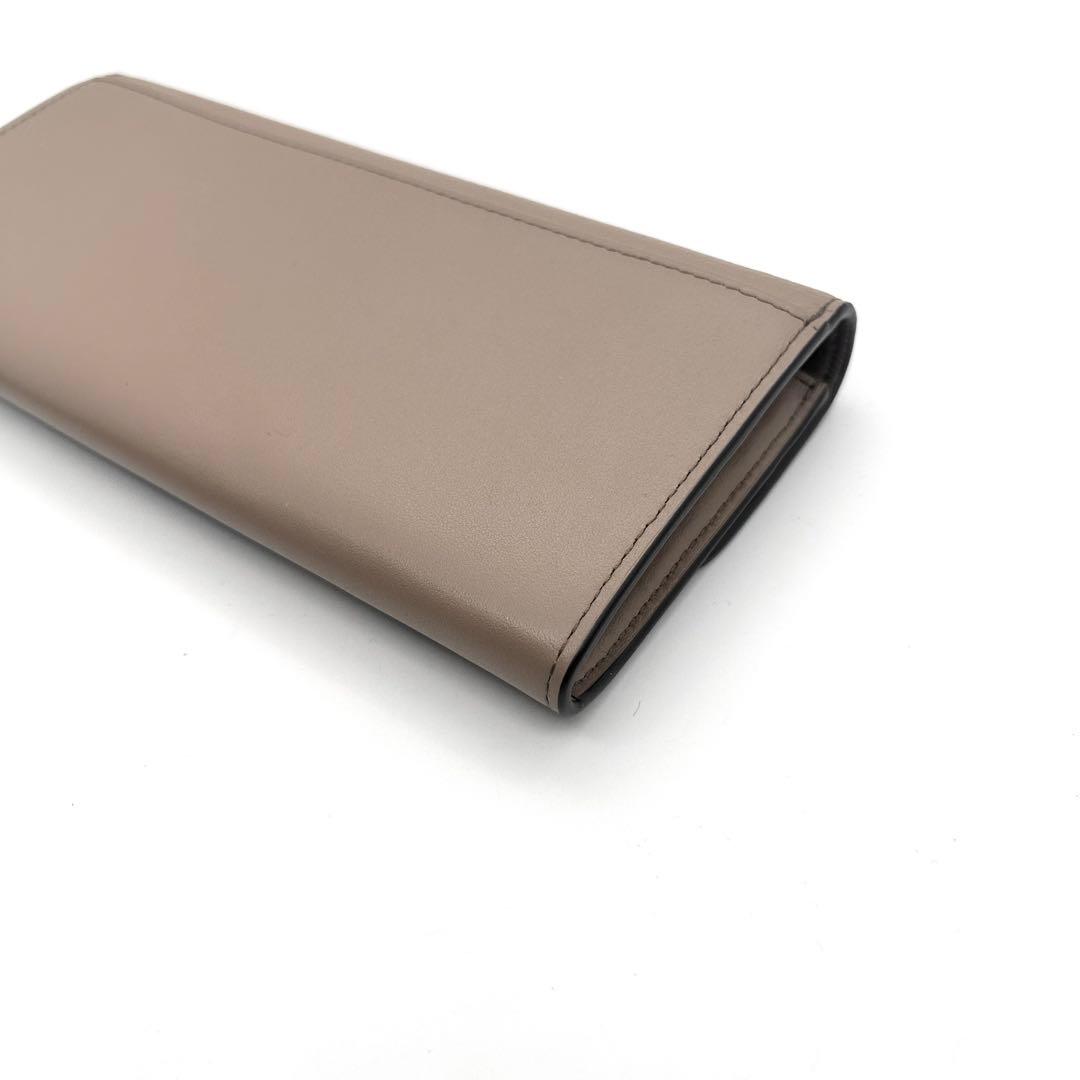 未使用級　FURLA　フルラ　長財布　レザー　アーチロゴ　ソフィア