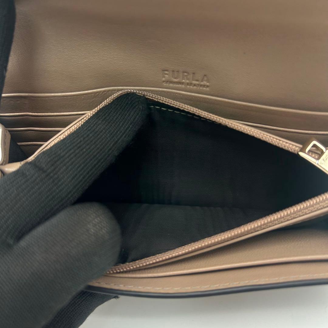 未使用級　FURLA　フルラ　長財布　レザー　アーチロゴ　ソフィア