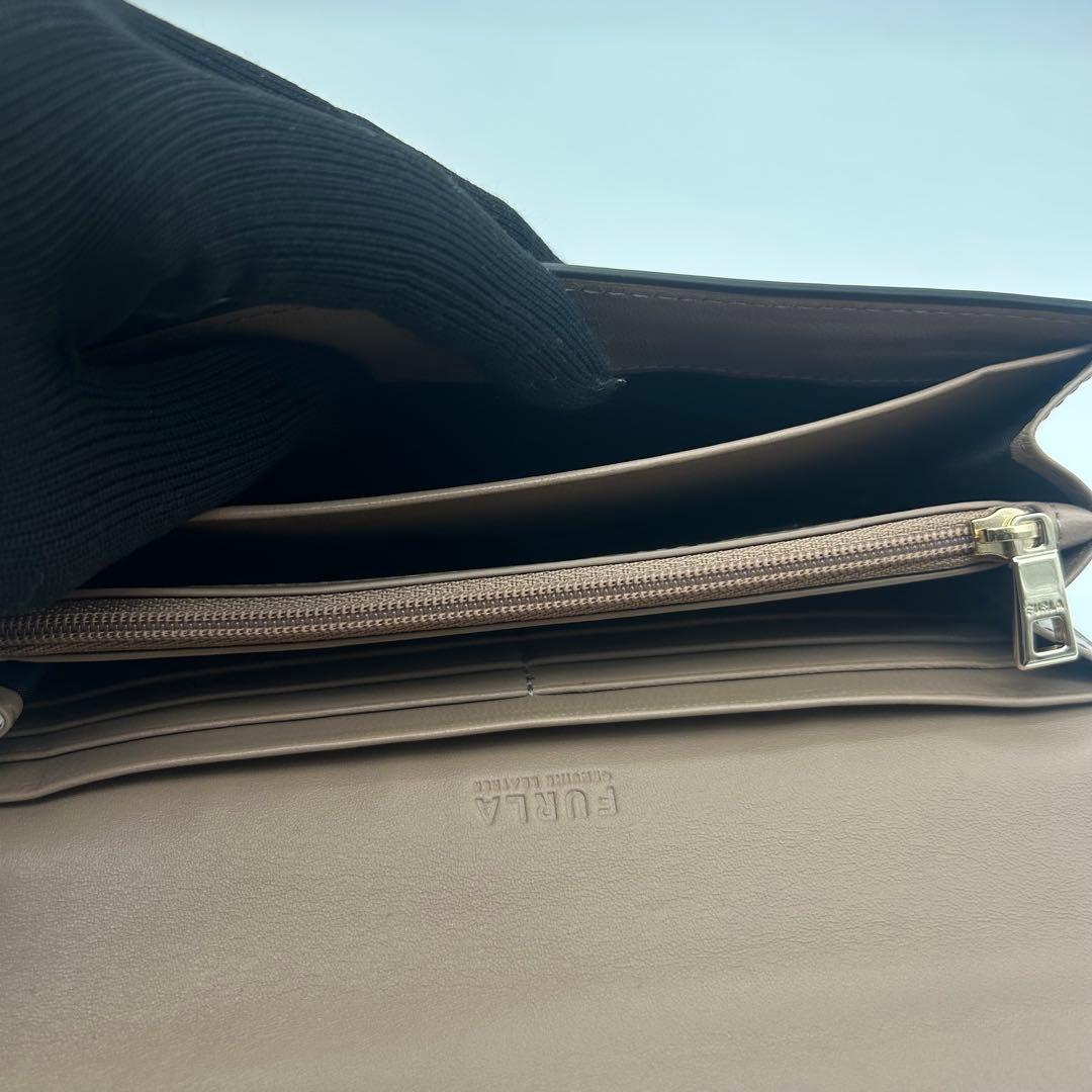 未使用級　FURLA　フルラ　長財布　レザー　アーチロゴ　ソフィア
