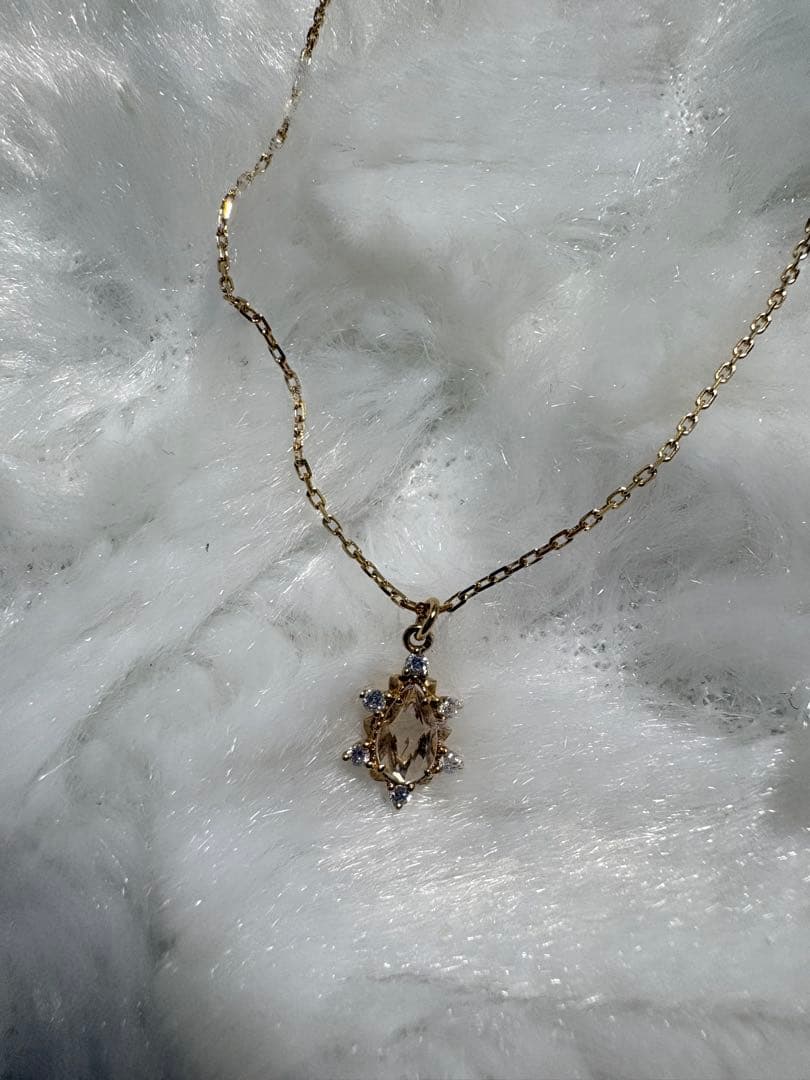 な*ん様 ノジェス ホワイトトパーズ K10ネックレス