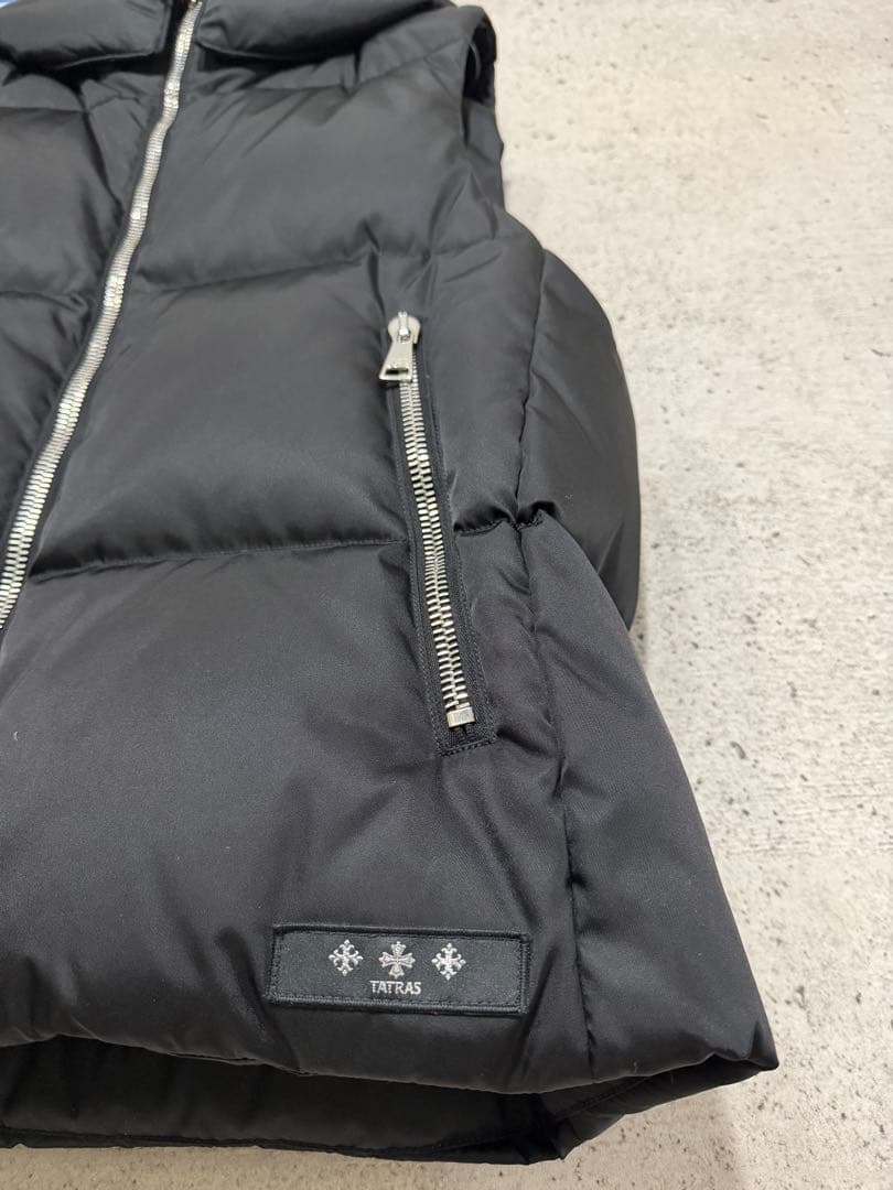 新品　TATRAS タトラス　ダウンベスト　ブラック　メンズ　MELKO 黒