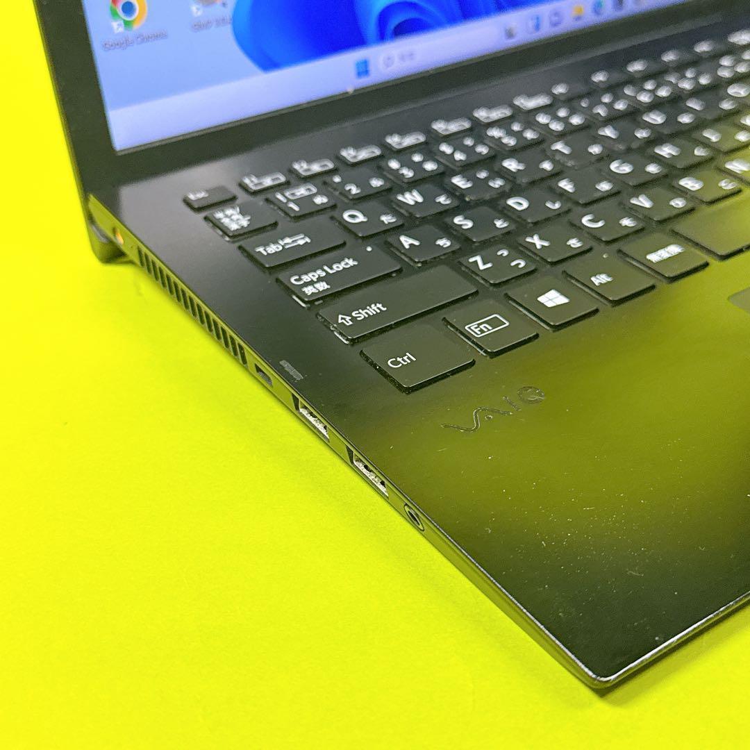 爆速SSD❤️第8世代i5❤️ノートパソコンWindows11 薄型軽量13.3