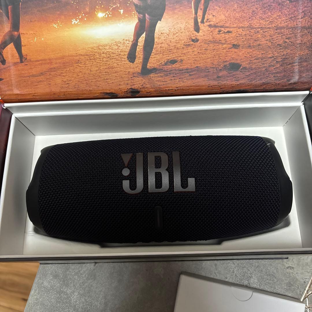JBL Charge 5 スピーカー