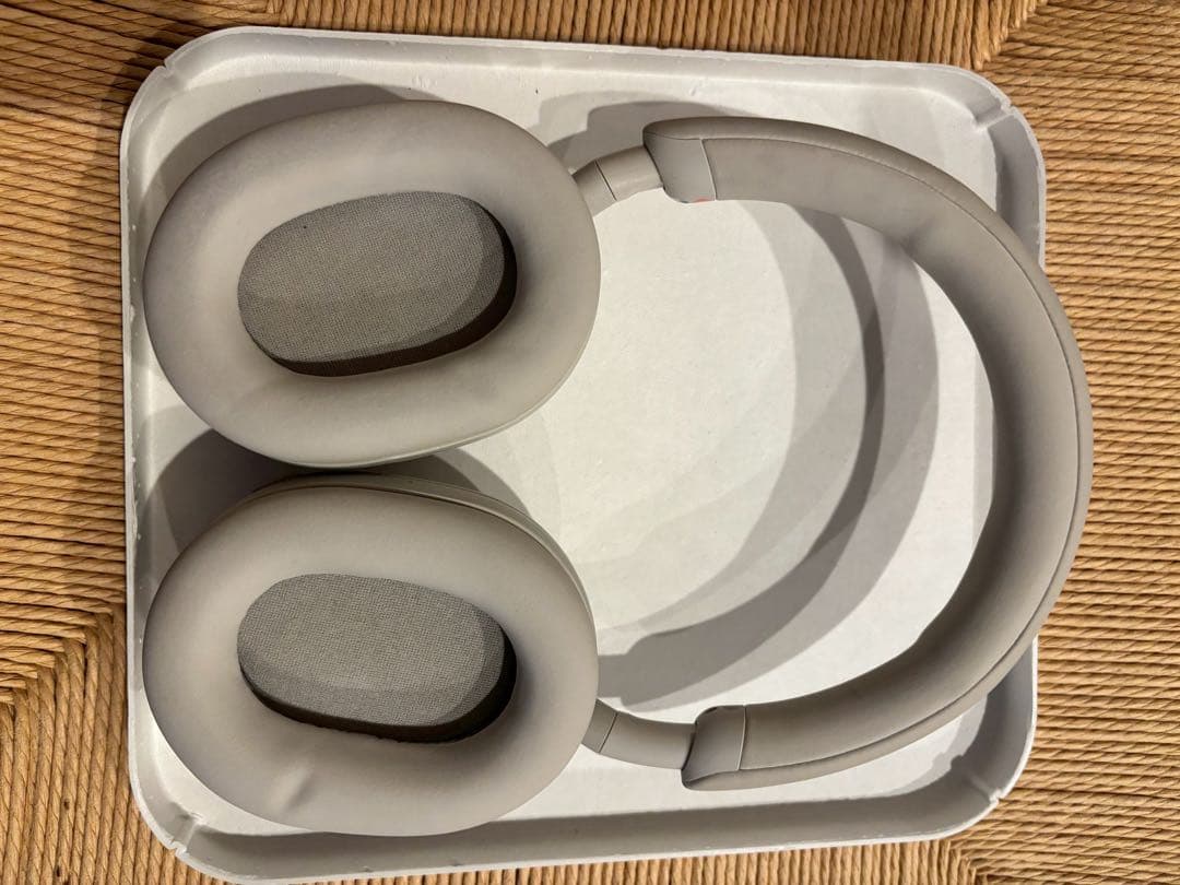 Sony WH-1000XM4 ワイヤレスヘッドホン グレー